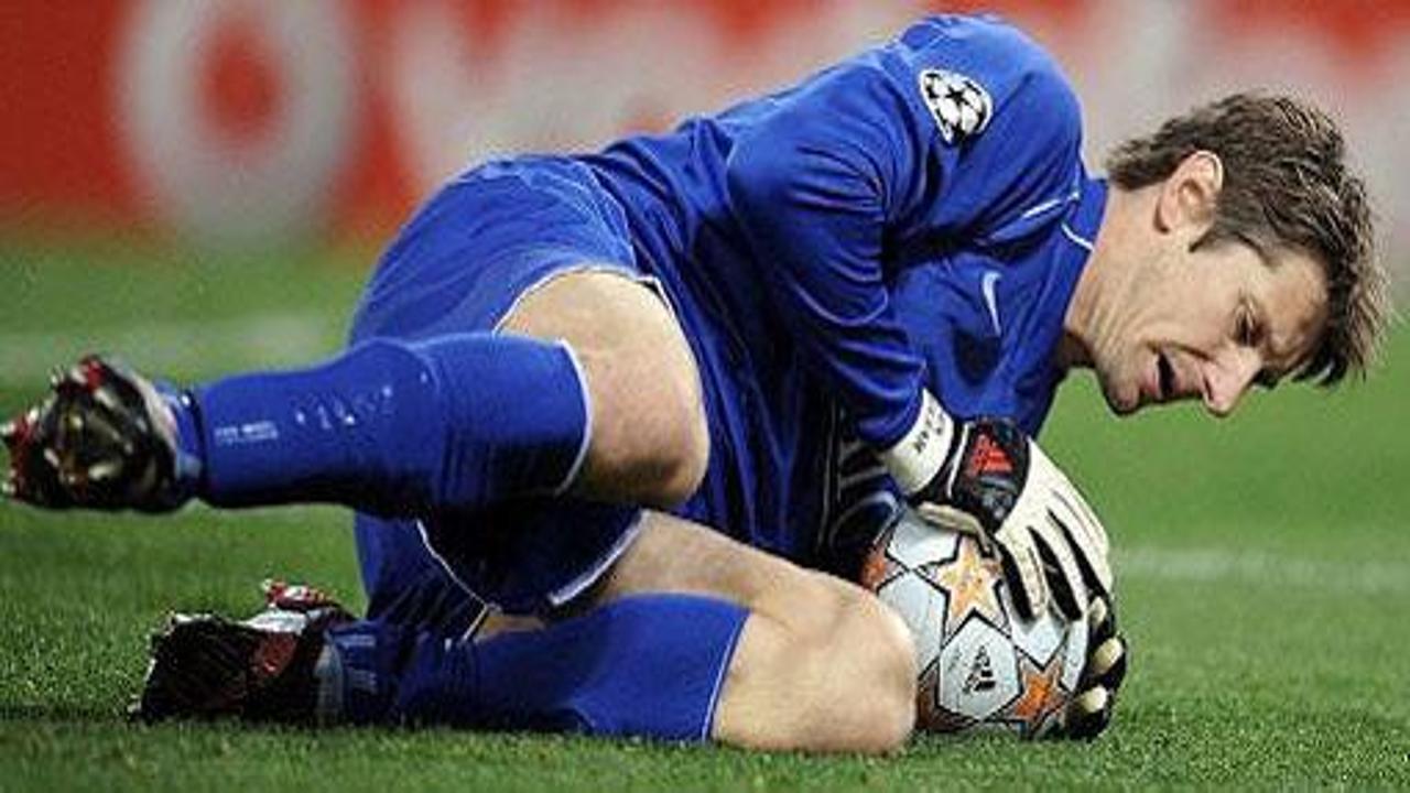 Van der Sar sahalara veda etti