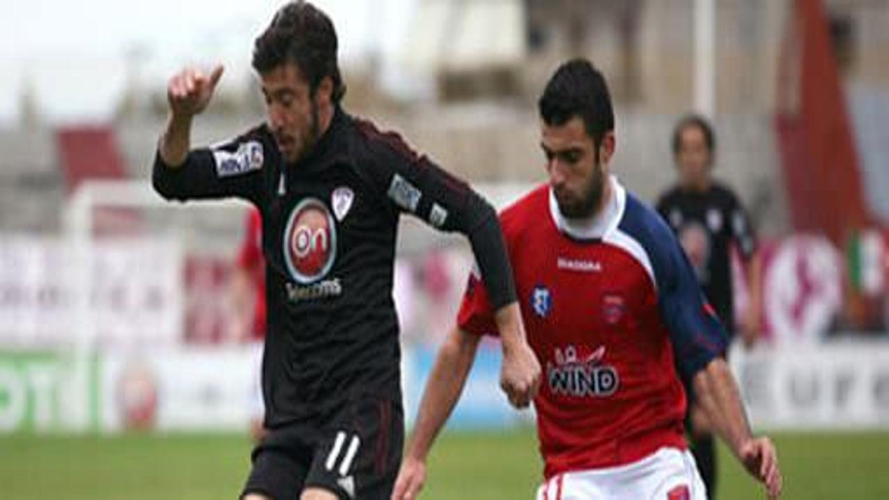 Tümer Metin futbolu bırakıyor