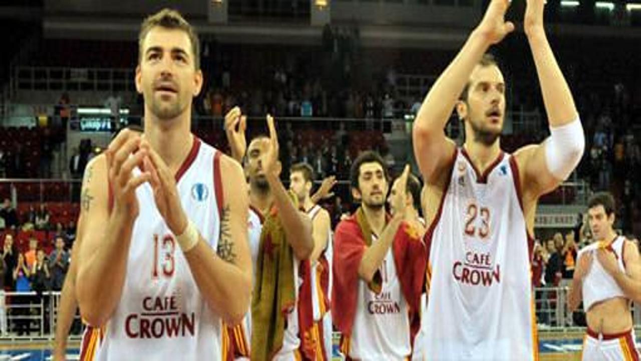 Galatasaray Darüşşafaka'yı ezdi geçti