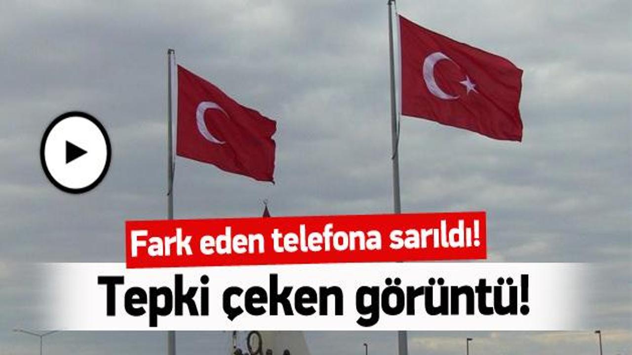 Yıldızsız Türk Bayrağı tepki çekti 