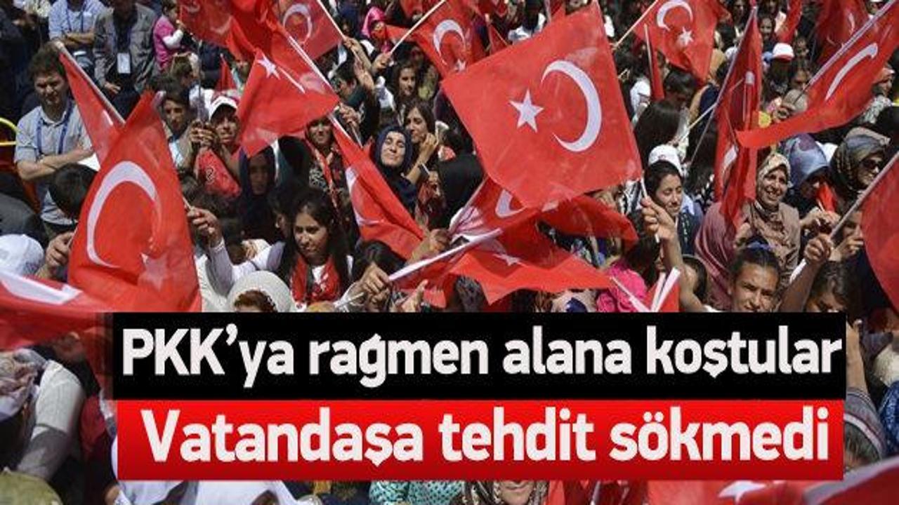 Yüksekova'da halk PKK tehdidine pabuç bırakmadı