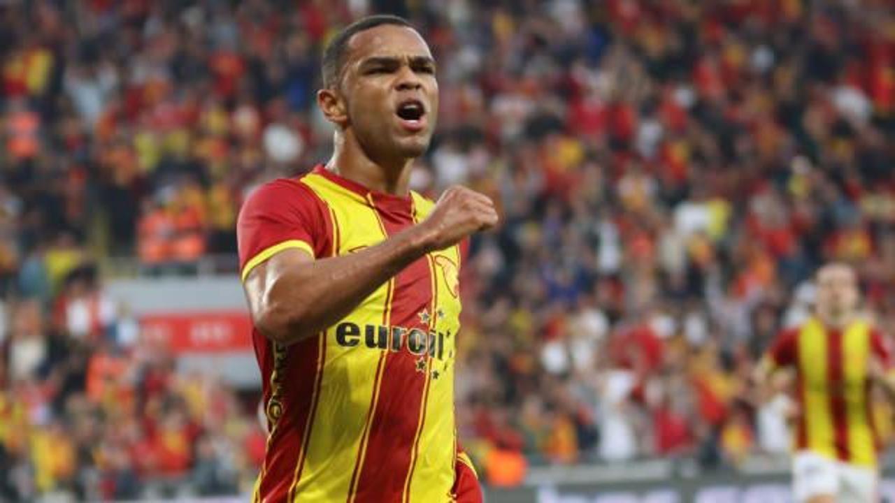 Süper Lig'de Romulo sonrası bir tarihi satış daha yolda! 15 milyon kazandıracak