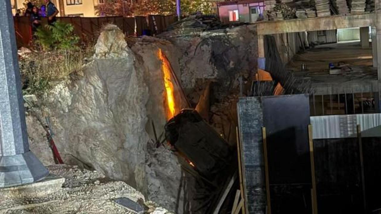 Gaziantep’te kaza sonrası savrulan araç inşaat çukuruna uçtu: 2’si ağır 3 yaralı
