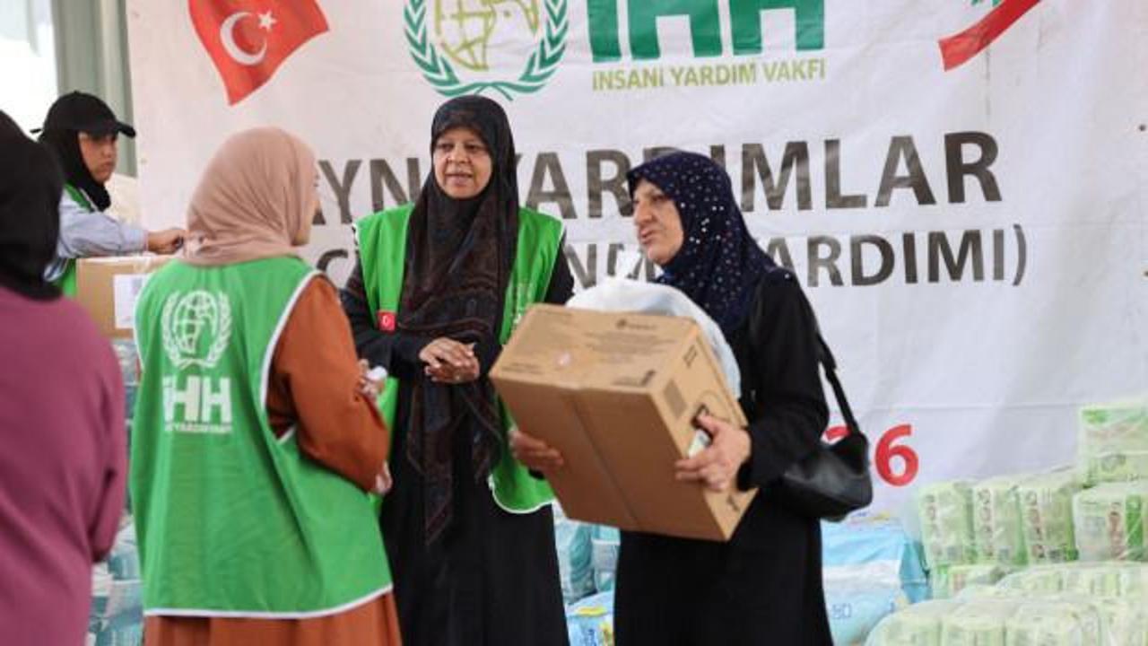 İHH Lübnan'a 80 konteyner insani yardım malzemesi ulaştırdı!