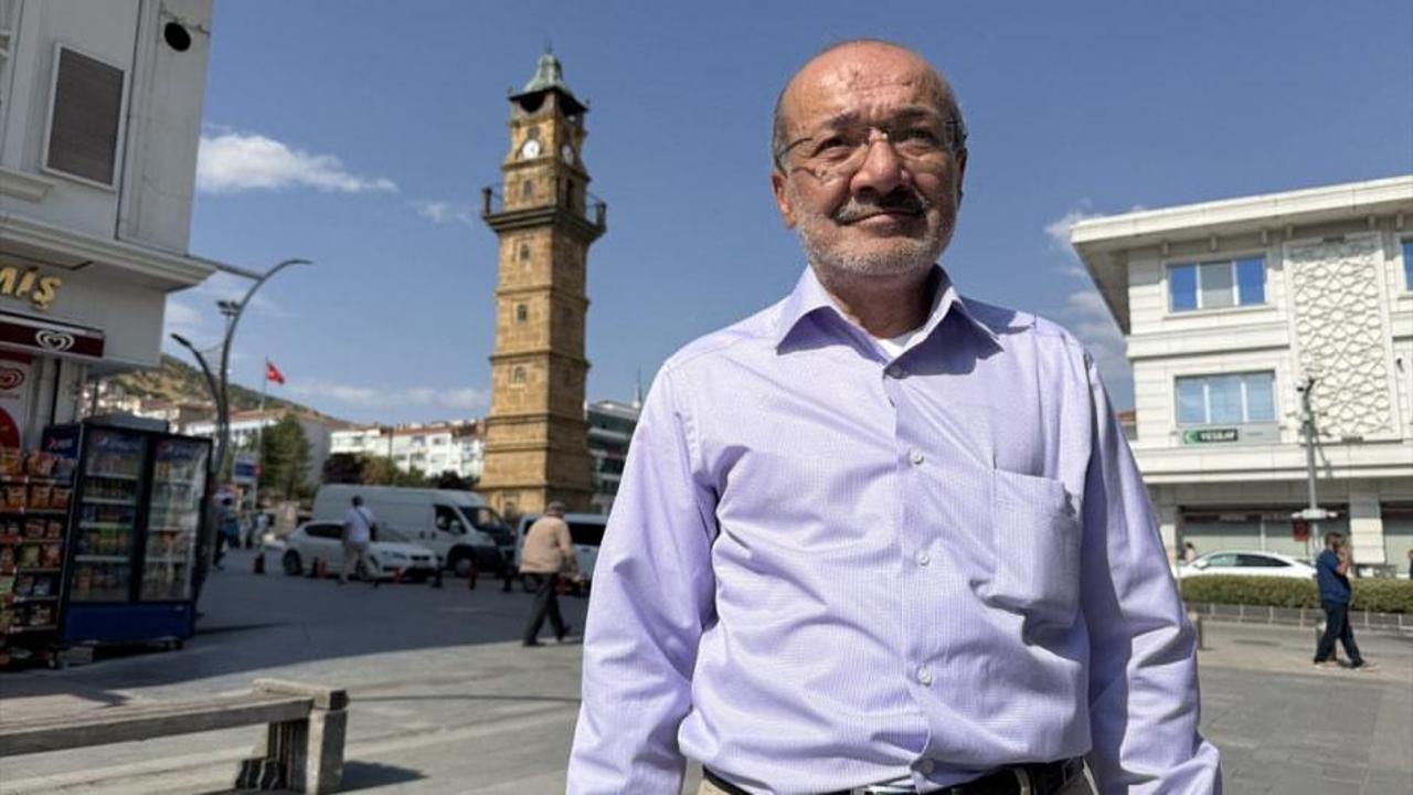 Ömrünü "Tik Tak" sesine kulak vererek geçirdi: Yozgat'ın simge eseri ona emanet