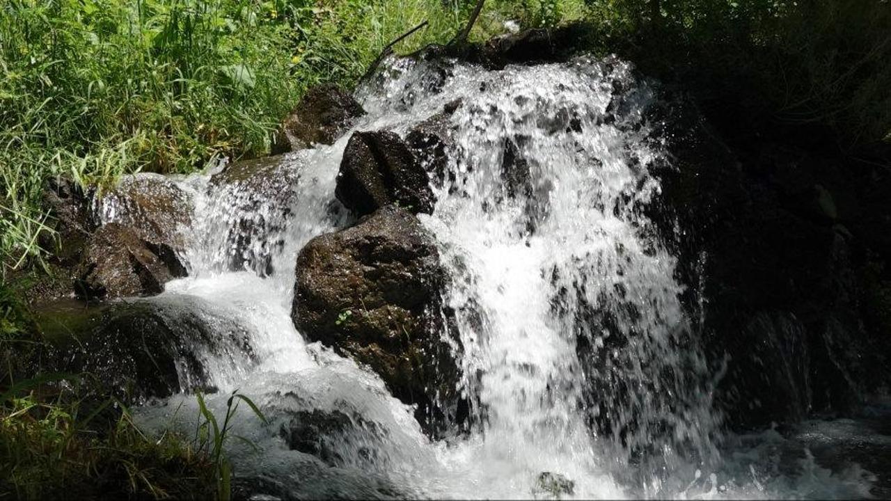 Yılda 1 kez süt aktığına inanılıyor! Trabzon’un 3 asırlık yaşam pınarı: Çamlıbel Irmağı