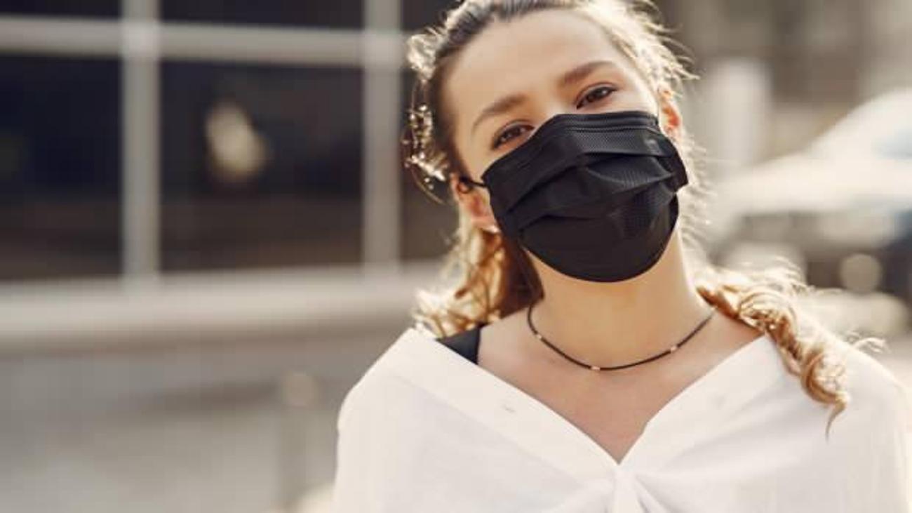 Cerrahi Maske Kullanirken Dikkat Sivilce Ve Akne Olusuyorsa Saglik Haberleri