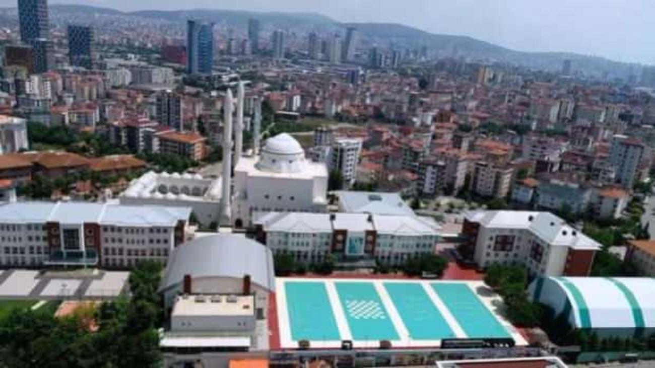 birincilerin okulu kartal anadolu imam hatip lisesi lgs sampiyonlarini bekliyor egitim haberleri