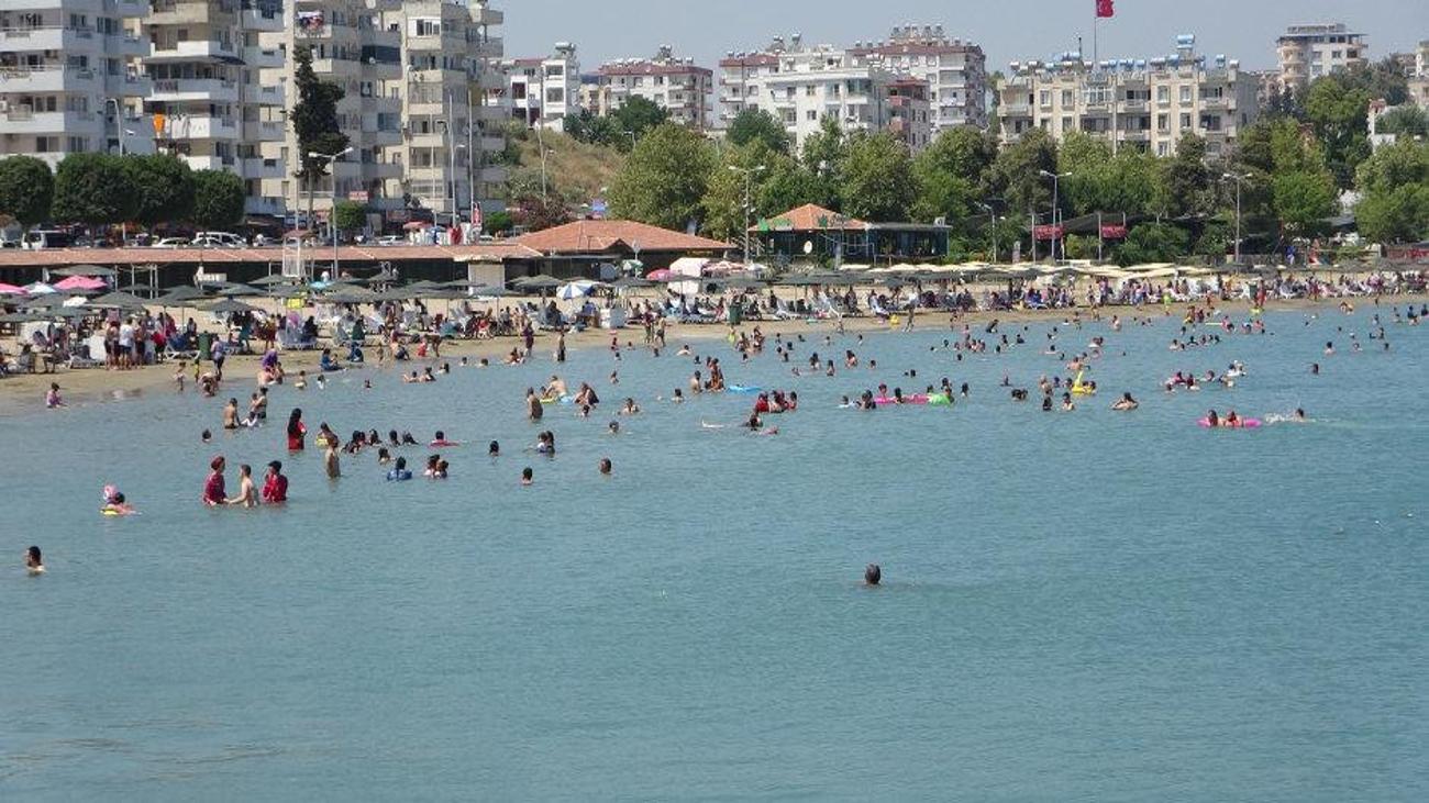 adana nin mavi bayrakli plaji doldu tasti seyahat haberleri