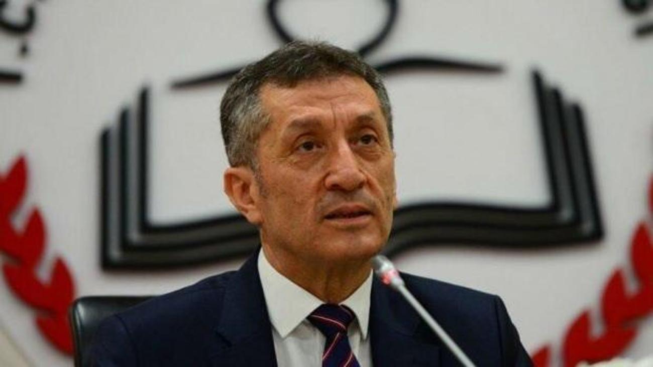 Ziya Selcuk Kimdir Eski Milli Egitim Bakani Ziya Selcuk Un Hayati Ve Asil Meslegi Biyografi Haberleri