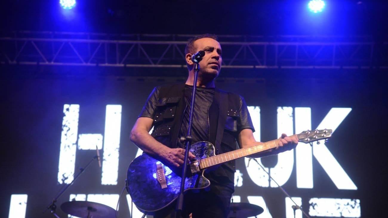 sanatci_haluk_leventten_konserde_asi_olun_cagrisi_1631881093_266.jpg