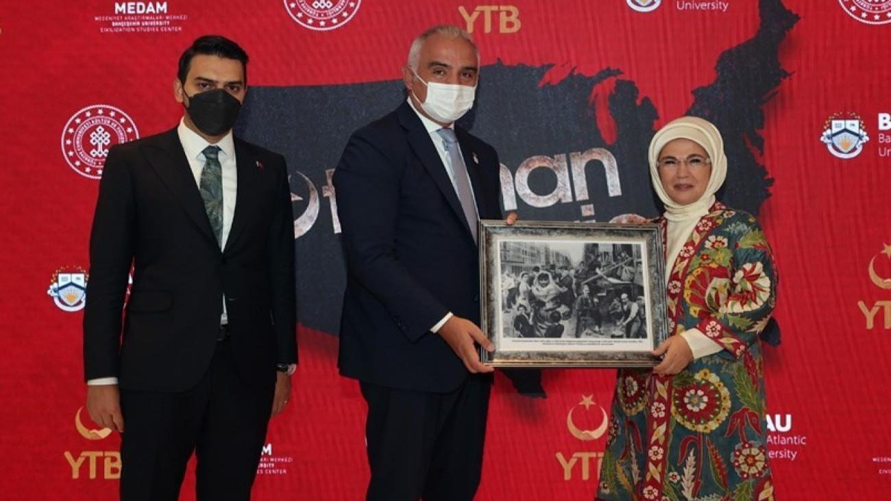 osmanlinin_amerikasi_belgesel_filmine_emine_erdogan_damgasi_1632219525_5318.jpg