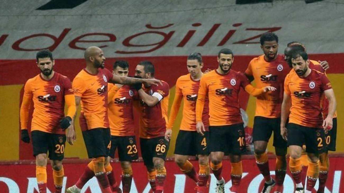 cimbomlulari_ekran_basina_kilitleyen_soru_yarismaci_cekilmek_zorunda_kaldi_1636289460_8568.jpg