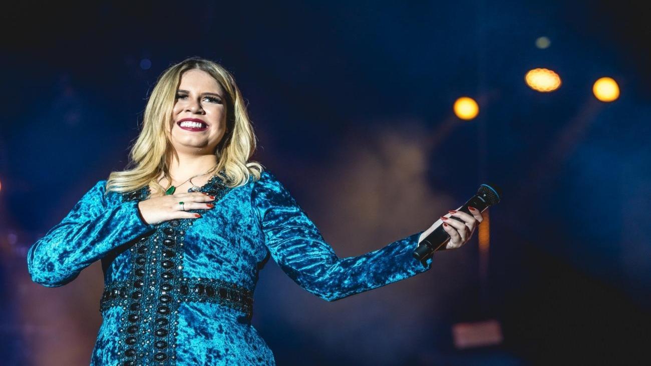 latin_grammy_odullu_marilia_mendonca_ucak_kazasinda_oldu_1636182786_2166.jpg