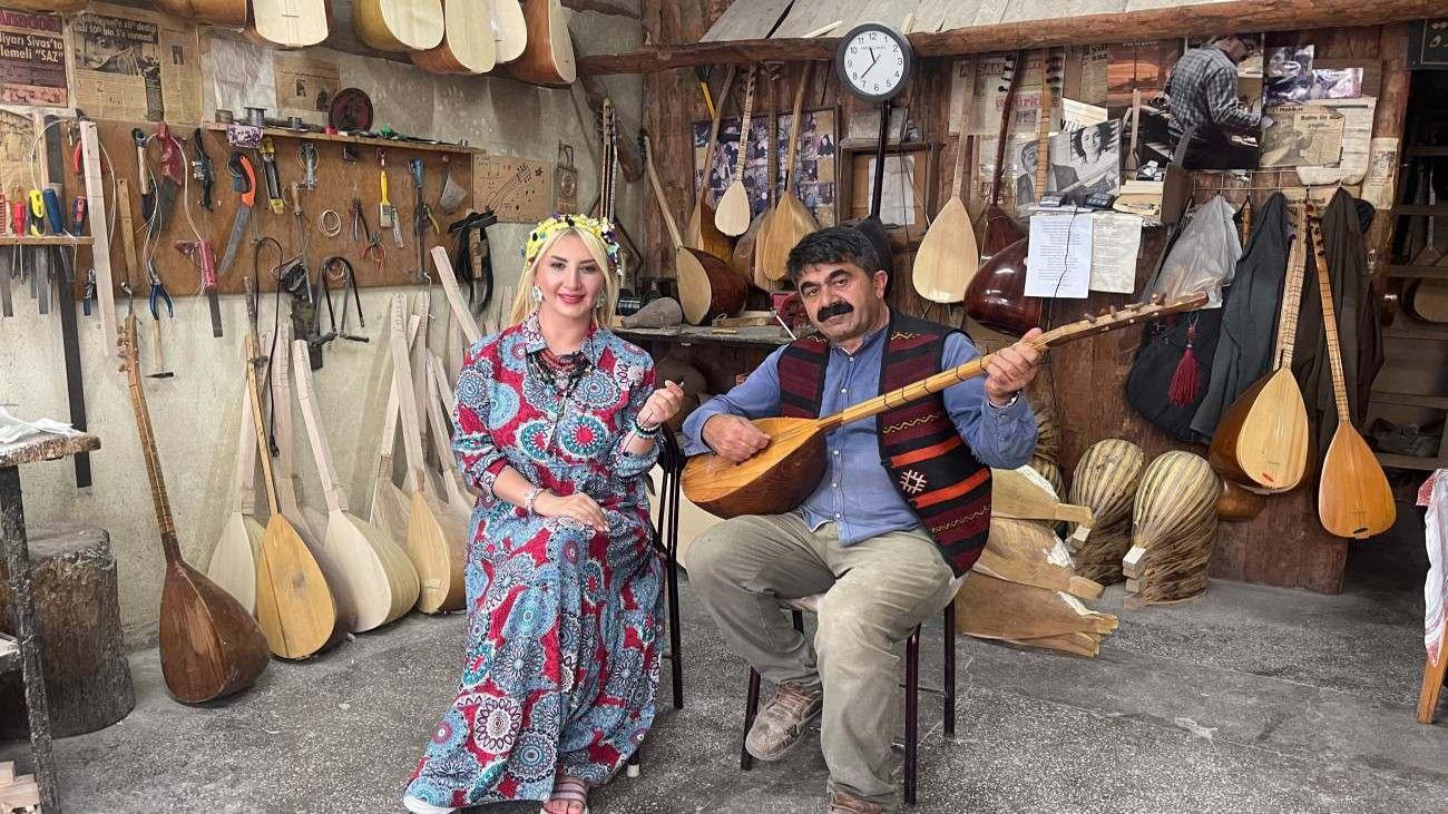 kanal_7nin_basarili_programi_bahar_kapidada_asik_veysel_ruzgari_1636881434_0505.jpg