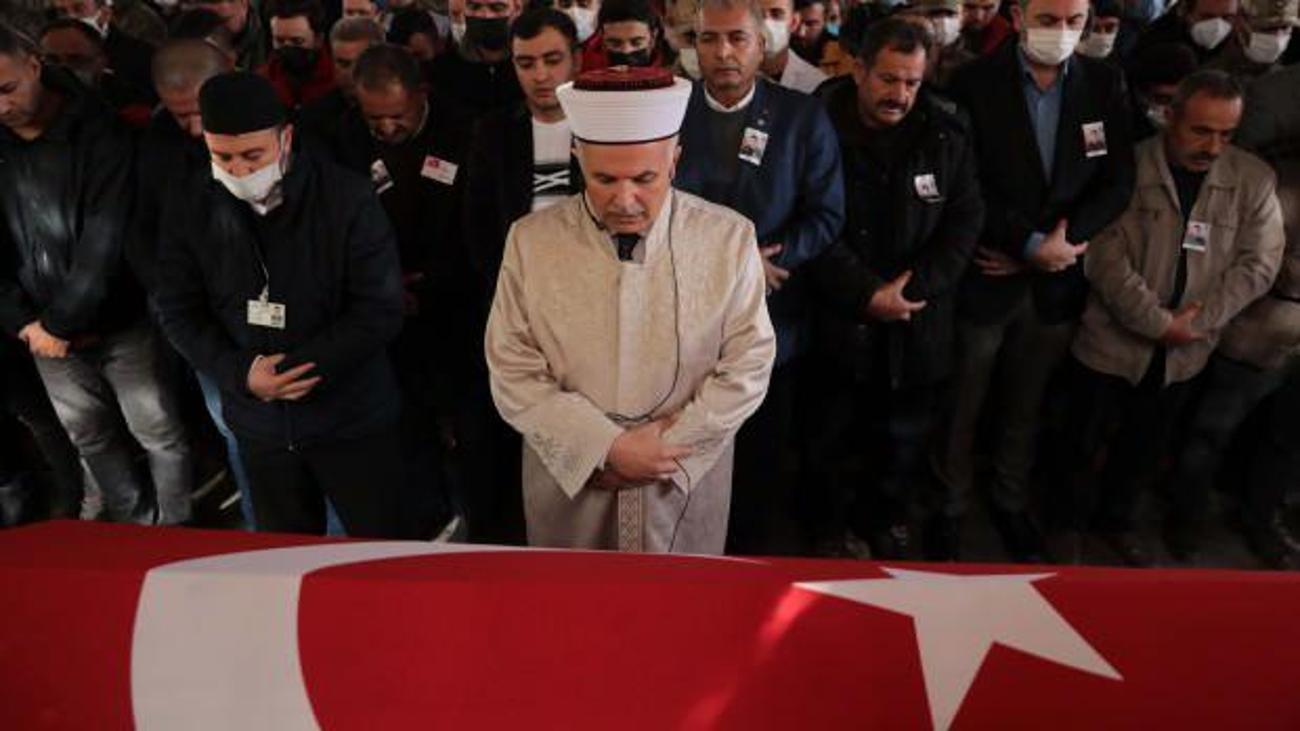 sehit uzman cavus savas dinc son yolculuguna ugurlandi guncel haberleri