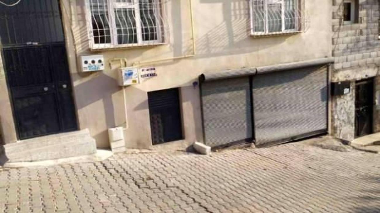 babasi tarafindan olduresiye dovulen 3 aylik bebegin yasadigi ev goruntulendi guncel haberleri