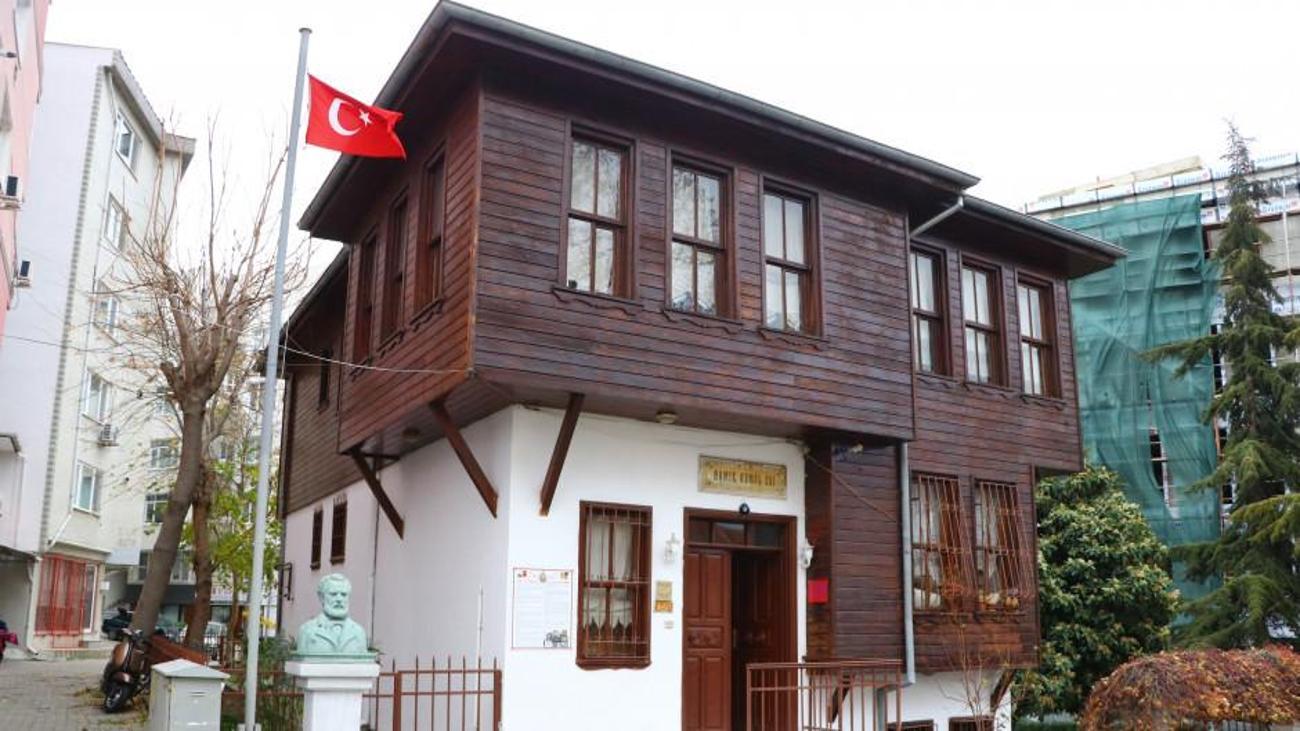 vatan sairi nin evi gecmiste yolculuga cikariyor seyahat haberleri