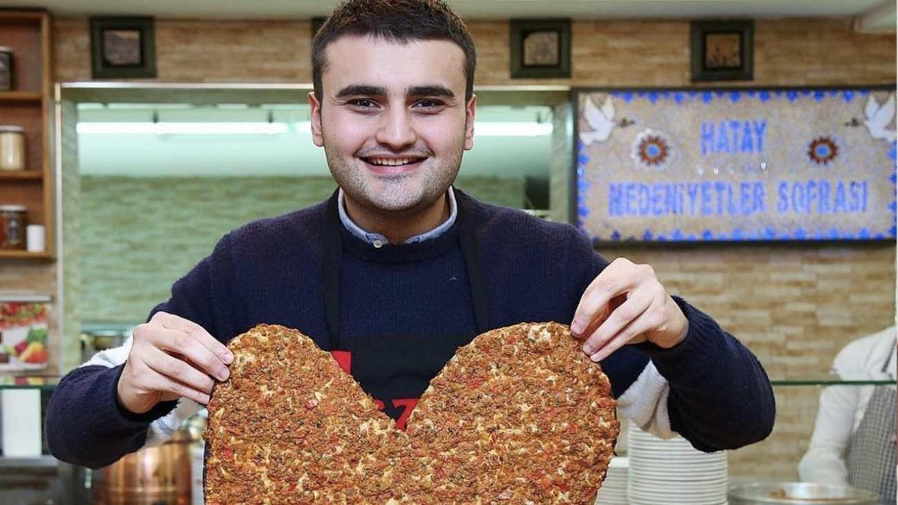 czn_burak_sinirlarini_genisletiyor_tacikistanda_yeni_sube_1640262272_1566.jpg