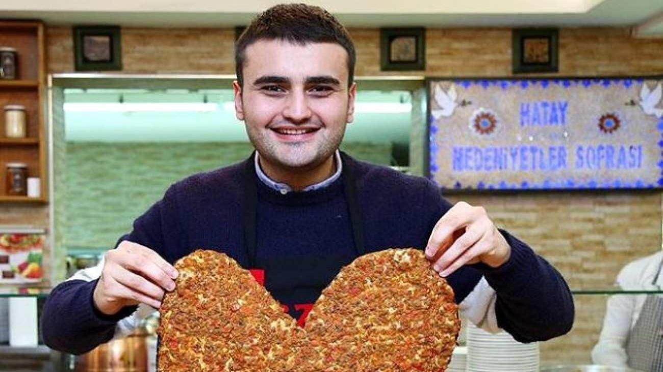 czn_burak_dunya_listesinde_rekora_kosuyor_1640848093_8631.jpg
