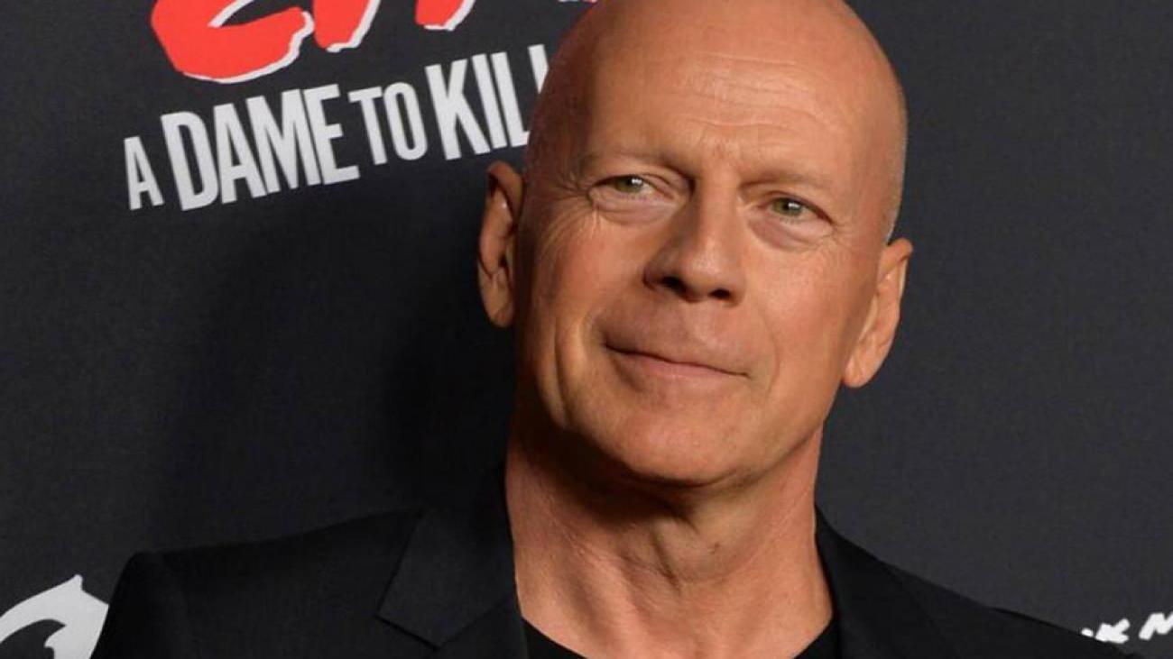 bruce_willis_hakkinda_korkutan_iddia_hafizasini_kaybetti_1647335641_6515.jpg
