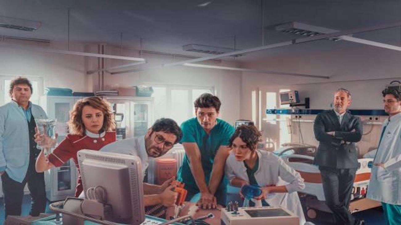 kasaba_doktoru_dizisi_buyuk_yanki_uyandirdi_1649491015_8235.jpg