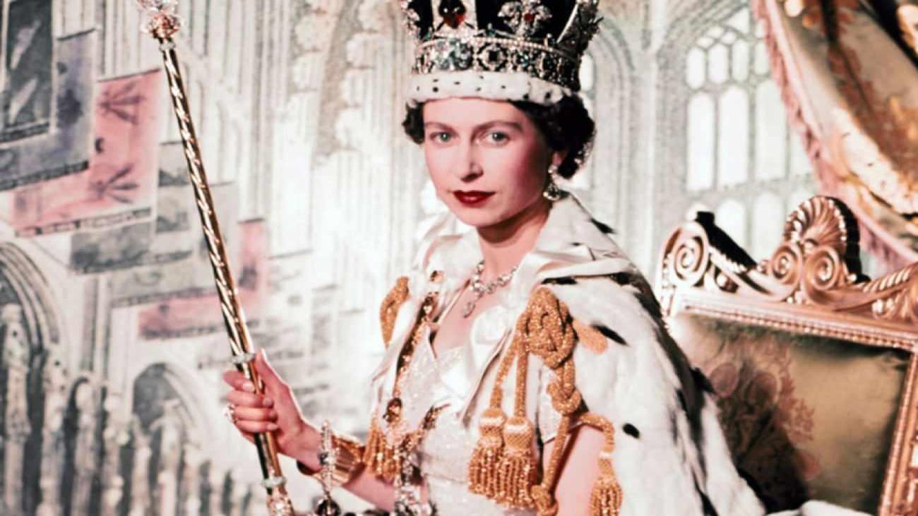 neredeyse_1_asirlik_omur_kralice_ii_elizabeth_96_yasina_girdi_1650552285_648.jpg
