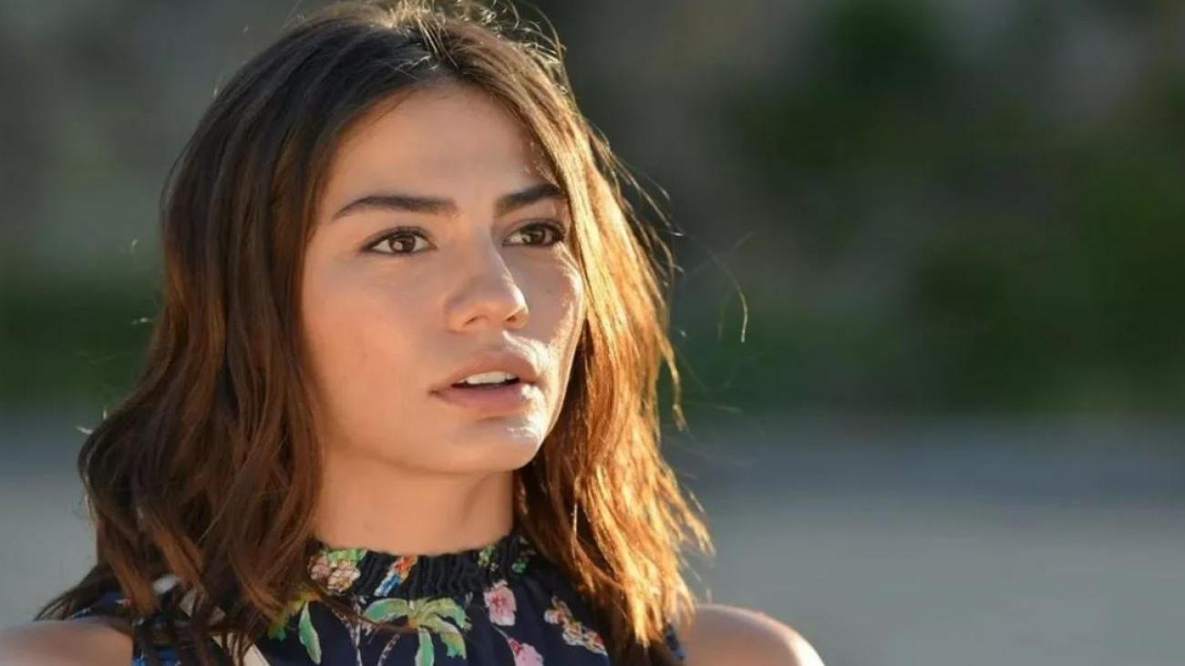 evlilik_hazirliginda_olan_demet_ozdemirden_sasirtan_gelinlik_aciklamasi_1654771797_1608.JPG