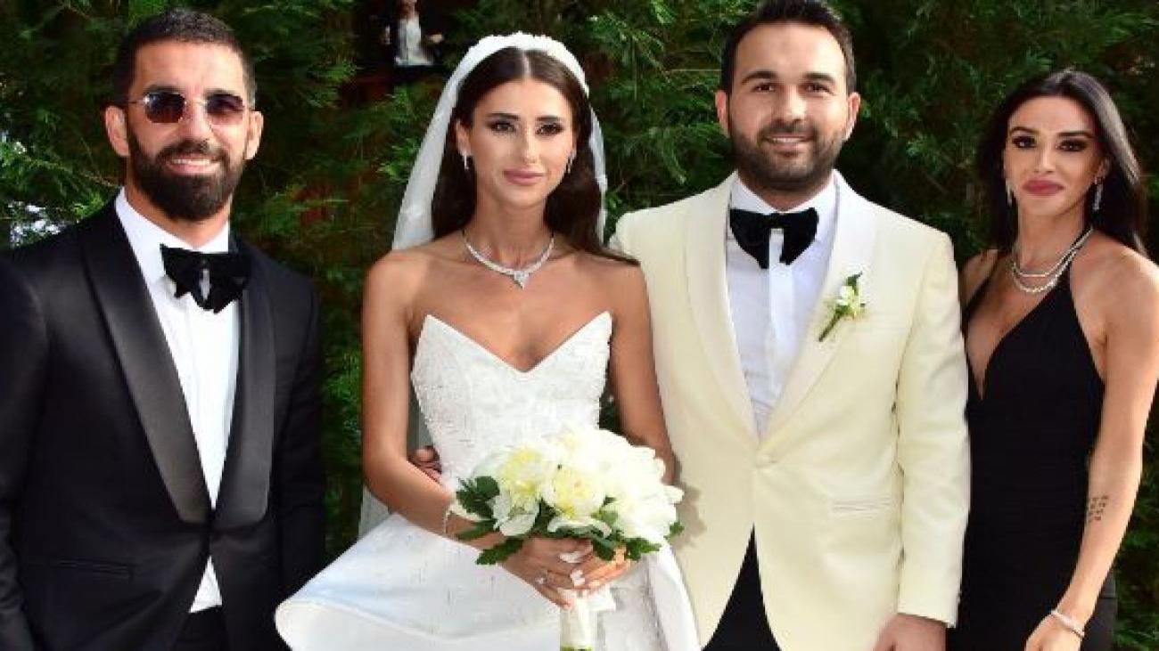arda_turanin_kardesi_okan_turan_nikah_masasina_oturdu_unluler_akin_etti_1655641265_8968.JPG