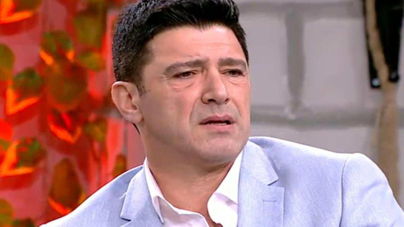 hakan_uraldan_annesi_ile_duygulandiran_paylasim_1655101407_3823.jpg