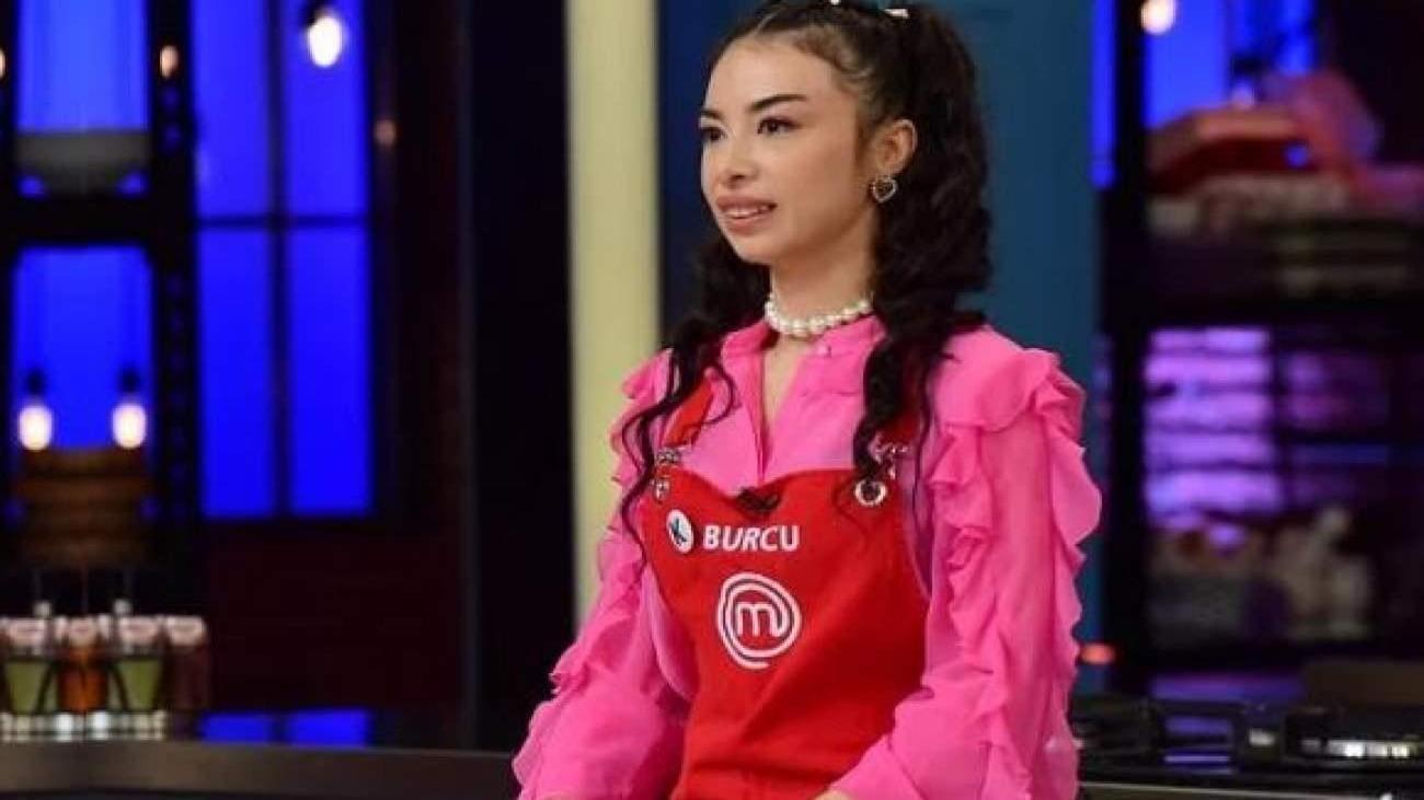 masterchef_burcu_onaldan_imajinda_radikal_degisiklik_1661348050_4138.jpg