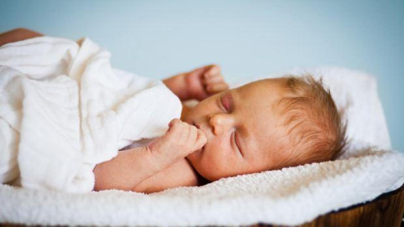 Anne sütü sarılığı nedir, anne sütü sarılığı nasıl geçer? Anne sütü