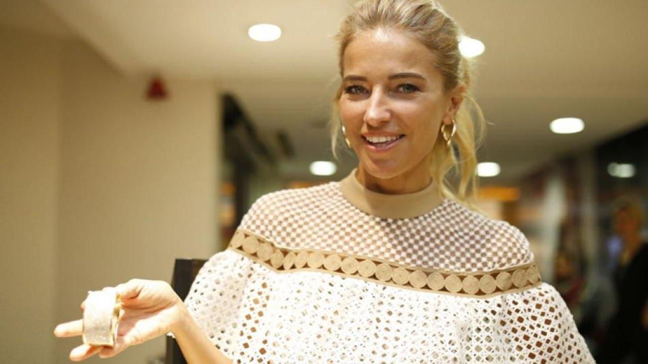 Burcu Esmersoy�dan bebek açıklaması! Magazin Haberleri