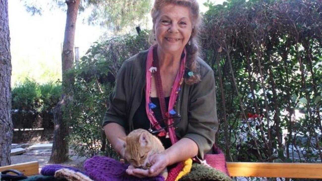 Fatma Belgen kimdir? Sinema oyuncusu Fatma Belgen pazarda bere satıyor