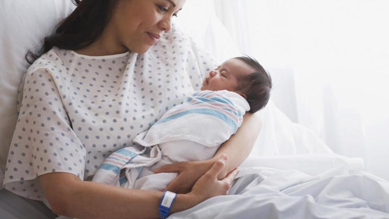 Rahat ve kolay doğum için dua İnşikak Suresi doğum için