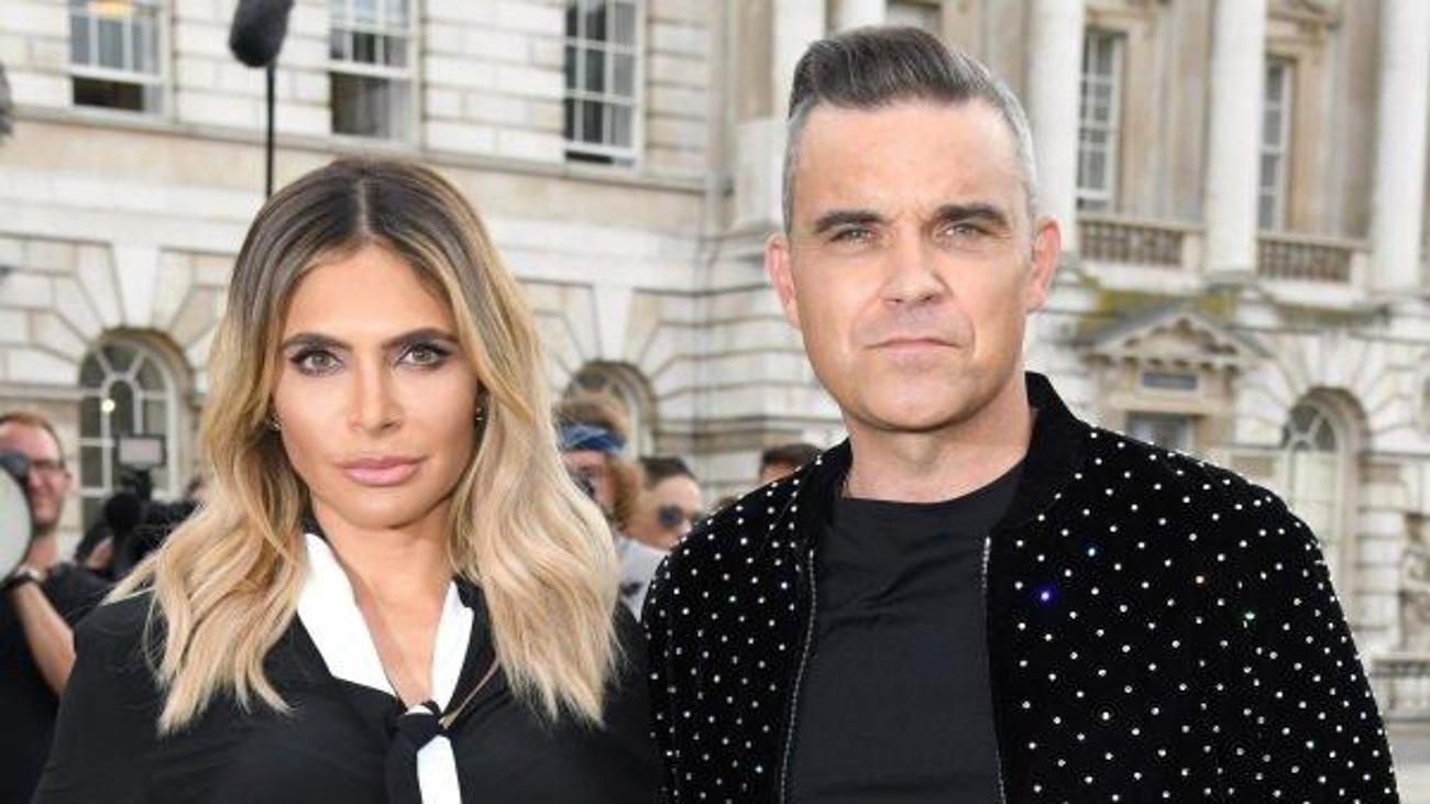 Dünyaca ünlü yıldız Robbie Williams ve Türk eşi Datça'ya ...