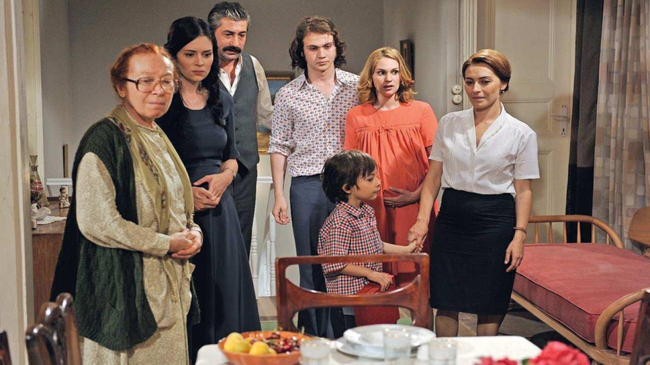 Öyle Bir Geçer Zaman Ki'nin ünlü ikilisi yıllar sonra bir araya geldi ...