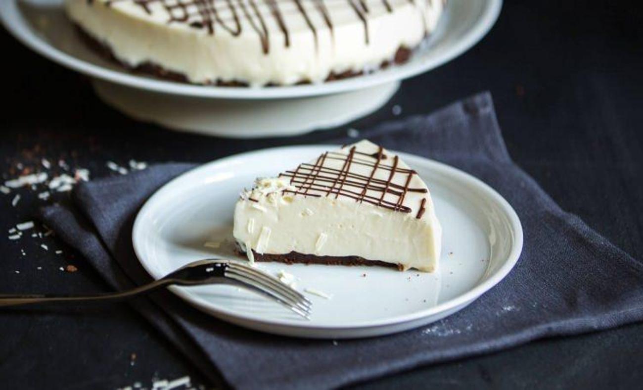 Beyaz çikolatalı cheesecake tarifi