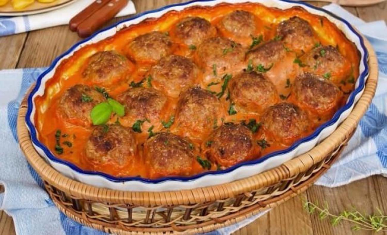 Salçalı köfte tarifi