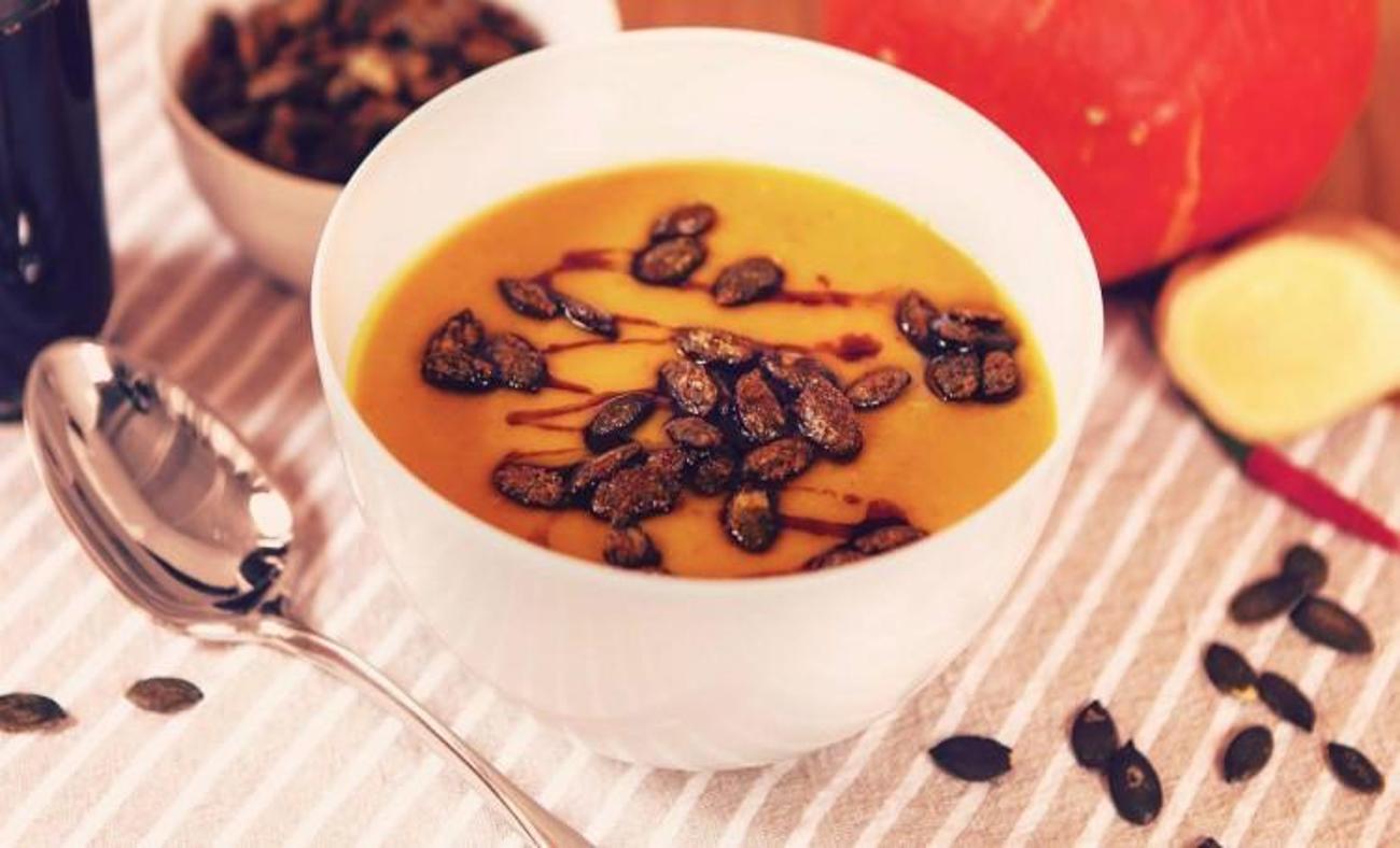 Zencefilli balkabağı &ccedil;orbası tarifi