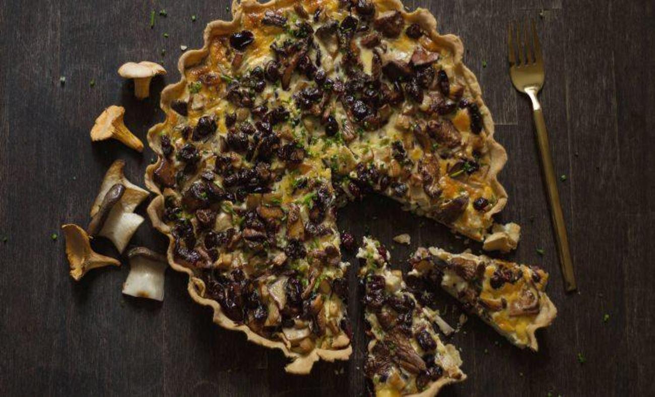 Mantar ve kızılcıklı tart tarifi