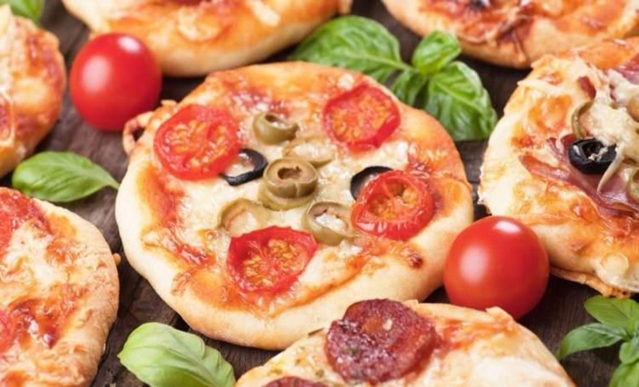 Mini pizza nasıl yapılır?