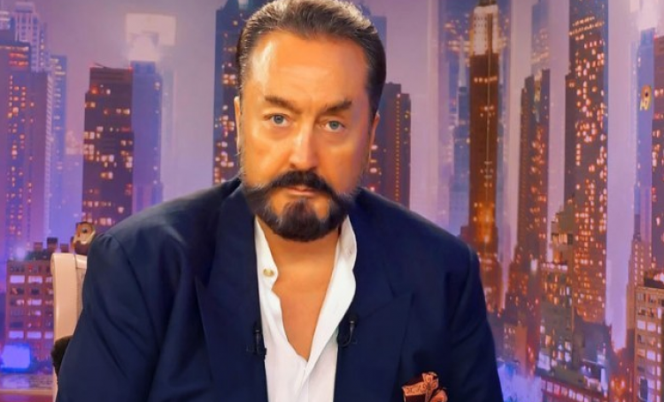 Adnan Oktar kimdir? Aslen nerelidir ve kaç yaşındadır?