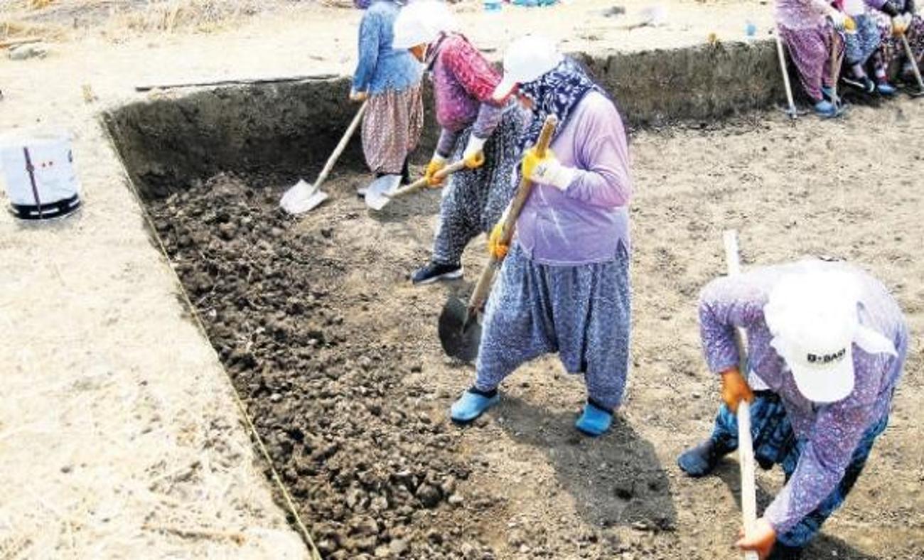 Köylü kadınları arkeolog oldu 