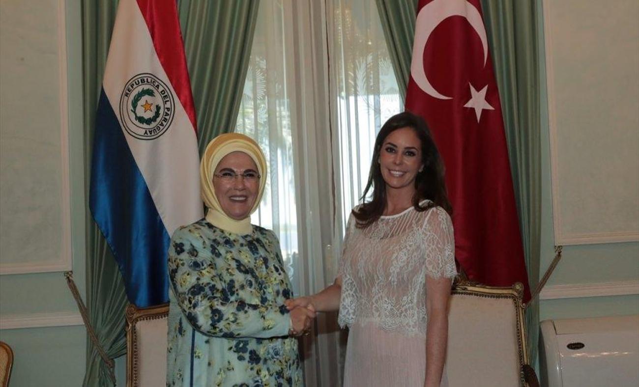 Emine Erdoğan Paraguay'da TİKA'nın yardım programına katıldı
