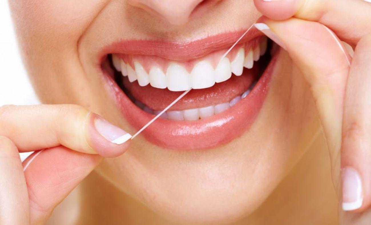 Diş ipi nasıl kullanılır? Ne kadar sıklıkla kullanılmalıdır?
