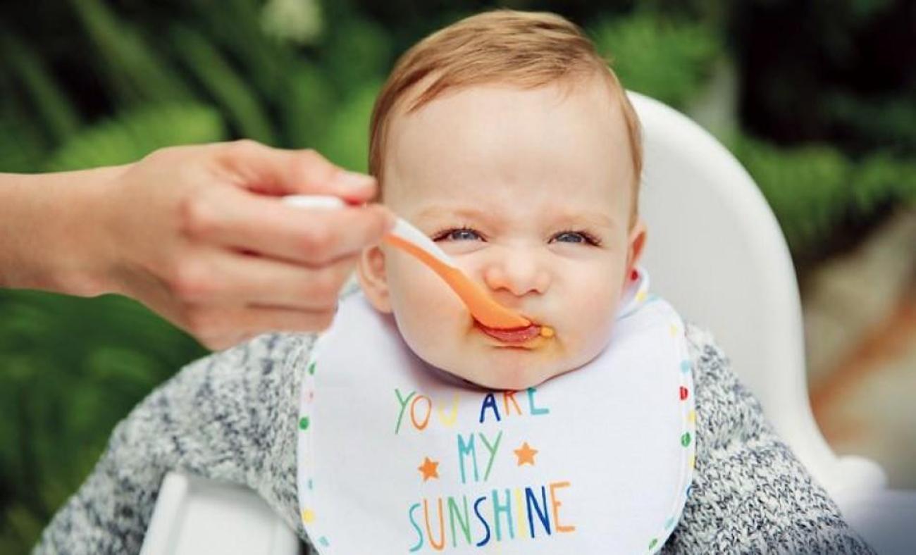 Ek gıda döneminde muhallebi nasıl yapılır? Doyurucu irmikli bebek muhallebisi tarifi