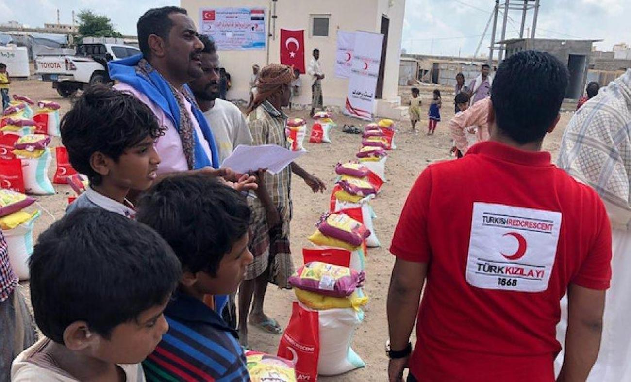 Türk Kızılay'ından Yemen'deki göçmenler için gıda yardımı