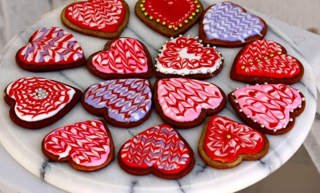 Kalpli kurabiye nasıl yapılır? En kolay kalpli kurabiye tarifi