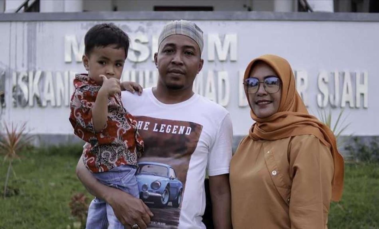 Endonezyalı aile, Cumhurbaşkanı Erdoğan'a olan sevgileriyle çocuklarına Erdoğan ismini verdi